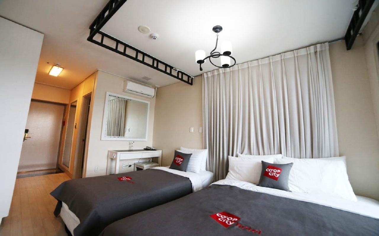Coop City Hotel Oryu Station Seoul Bagian luar foto