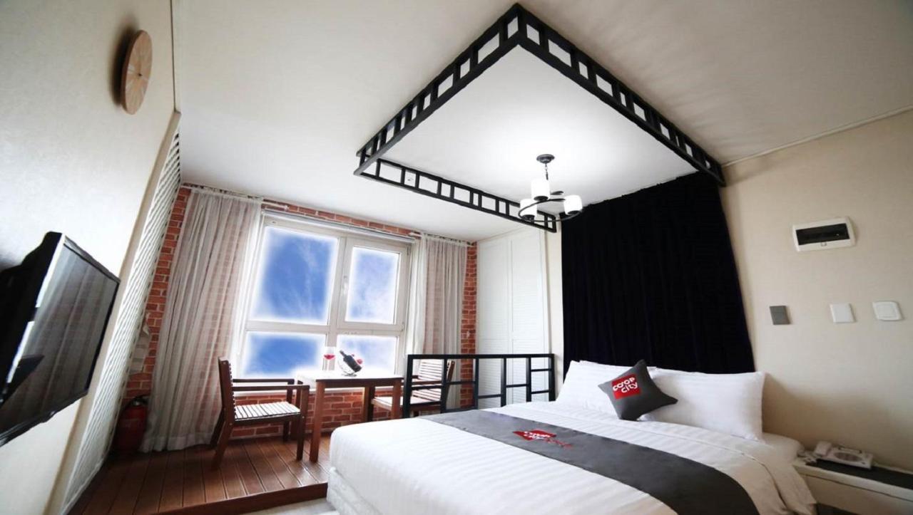 Coop City Hotel Oryu Station Seoul Bagian luar foto